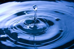 Waterdrop 1 by stem_pl @ freeimages